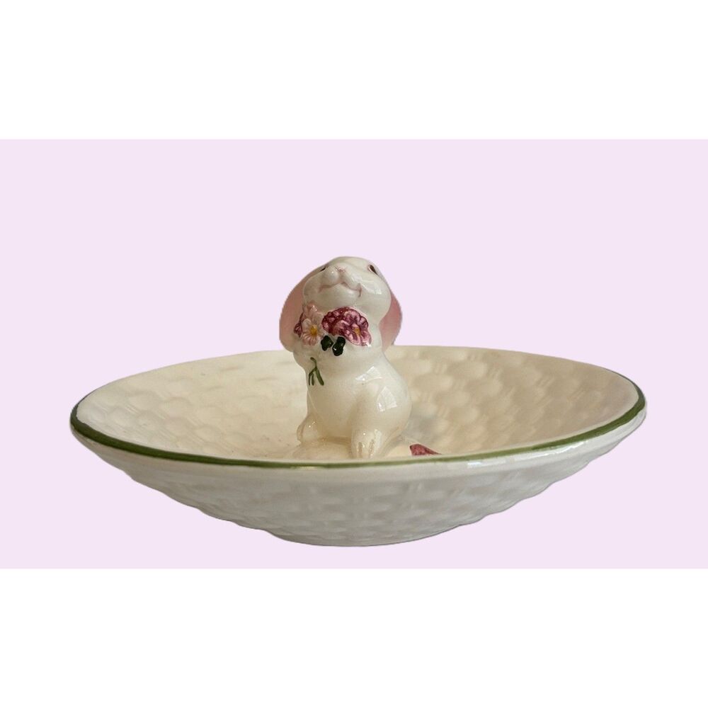 Vintage 1985 Avon Bunny Rabbit Trinket Dish Basketweave Easter Candy Bowl Vanity - Picture 2 of 5